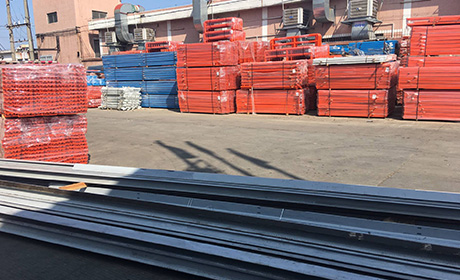 精湛工藝 | 專業(yè)技術(shù) | 線切割機(jī)床