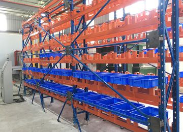 廣州重型貨架公司馬來(lái)西亞客戶定制的Miniload安裝好啦！【易達(dá)貨架】