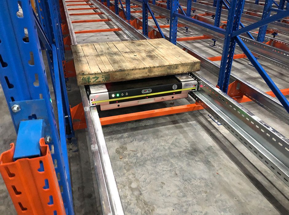 鮮之源生態(tài)冷鏈冷庫穿梭式貨架【易達貨架】 鮮之源生態(tài)冷鏈冷庫穿梭式貨架【易達貨架】