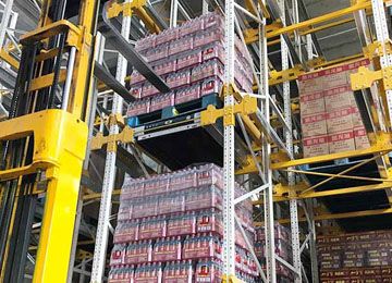 半自動(dòng)穿梭貨架承重有多大？廣州重型倉(cāng)儲(chǔ)貨架廠(chǎng)家解析【易達(dá)貨架】