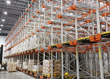 家電重型倉儲貨架，高性價比的智慧存儲方案【易達(dá)貨架】