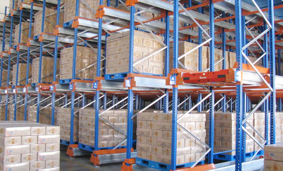 高密度存儲(chǔ)，實(shí)現(xiàn)“貨找人”式揀貨