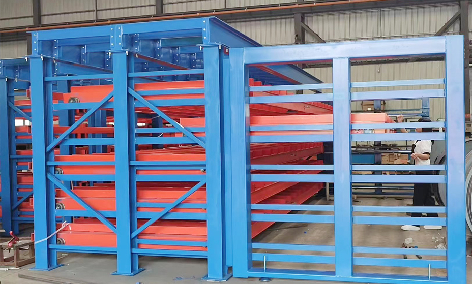 高密度存儲(chǔ)，實(shí)現(xiàn)“貨找人”式揀貨