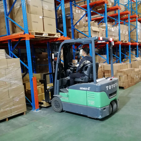 廣東倉(cāng)儲(chǔ)貨架生產(chǎn)廠家