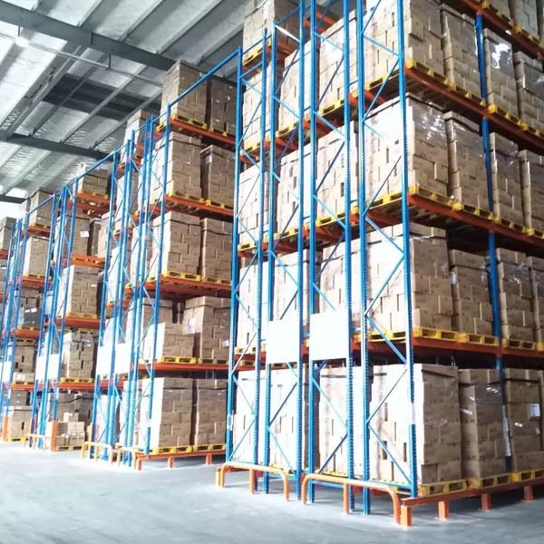 大型倉(cāng)庫(kù)重型貨架